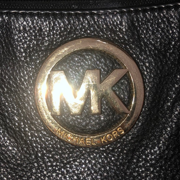 Michael Kors cross body purse - Picture 4 of 4